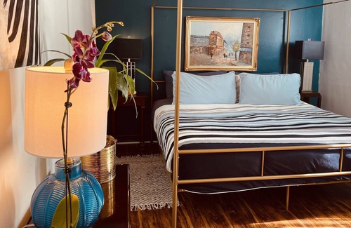 Tri-West Apartment | Prime WeHo King Bed Plant Filled Oasis with Large Outdoor Patio