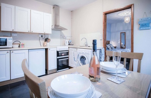 Tavernspite House | Primrose - 1 Bedroom Cottage - Llanteg