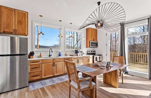 Denniston Apartment | Primrose - Cave Run Lake OR Red River Gorge KY