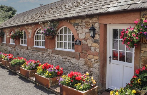 Wigton Cottage | PRIMROSE COTTAGE, character holiday cottage in Caldbeck