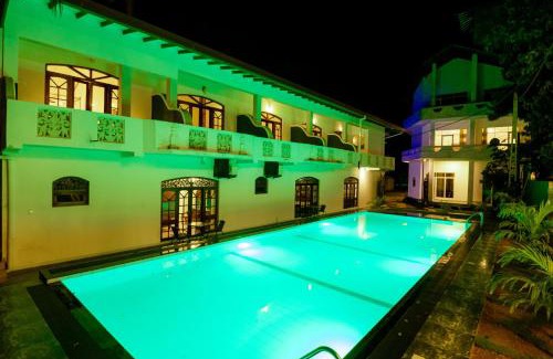 Aturuwella Hotel | Prince Beach Hotel Bentota