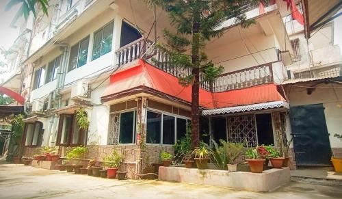 Siliguri Hotel | Prince Lodge and Banquet