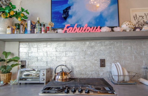 Union City Apartment | Princess-Inspired 1-Bedroom Gem with Private Patio!