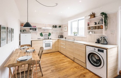 Leiston Apartment | Print Rooms, Leiston