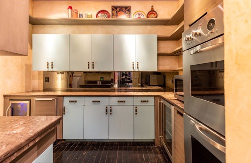 Downtown Nashville Condo | Printers Alley PH *10,000 sq ft* Walk to Broadway
