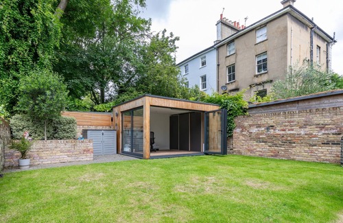 Kilburn Apartment | Priory Road III by onefinestay