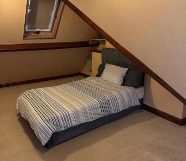 Wellingborough House | PrioryHomestay