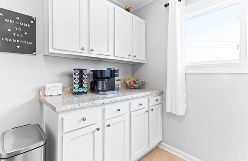 Upper Arlington House | Pristine 3BR House Close to OSU, Downtown and Hospitals
