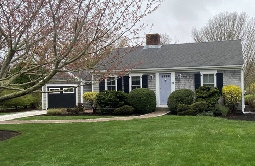 Chatham House | Pristine Chatham home walkable to town, CBI, Fish Pier and baseball field