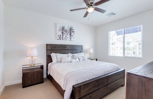 Ocotillo Condo | Pristine Luxurious Condo w/ heated pool & views! 30 Night Minimum!