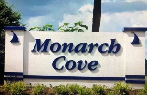 Lake Ozark Condo | Pristine Property with Lakefront View Just Steps from the Heated Pool & Hot Tub