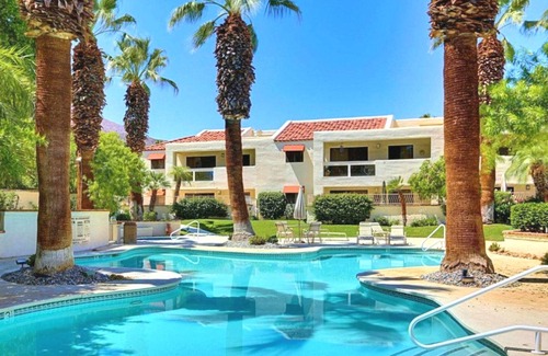 Canyon Corridor Condo | Privacy and serenity in this lushly landscaped community