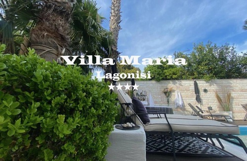 Saronikos Villa | Private 1st floor villa, with pool, jacuzzi, across the beach with mountain view