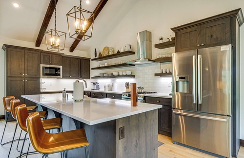 Silverthorne House | Private 1+ Acre & Hot Tub: Silverthorne Mtn Escape