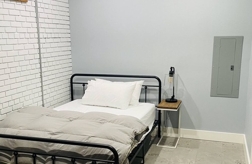 Mid City South Condo | Private 1 br condo | 5mi to LSU | 3mi to Downtown