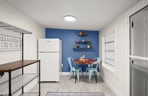 Tampa Heights Apartment | Private 1BR Apartment behind New Build Bungalow in Tampa Heights!