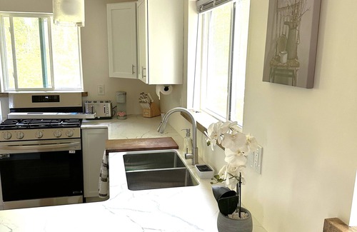 Batavia House | Private 2-bed/2 bath house w/Hot Tub, yard in Batavia 15 minutes to Darien Lake