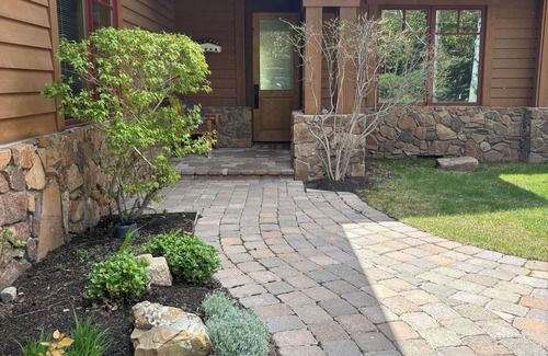 Sun Valley House | Private 2-Br Gimlet Home with Mountain View’s and River Access