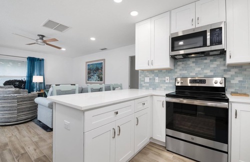Nokomis Condo | Private 2 BR steps from beach on Casey Key