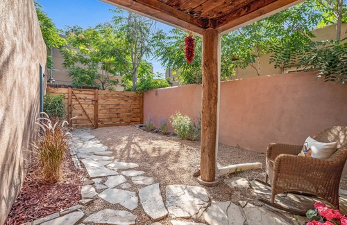 Santa Fe House | Private 2bd Adobe in the heart of Santa Fe