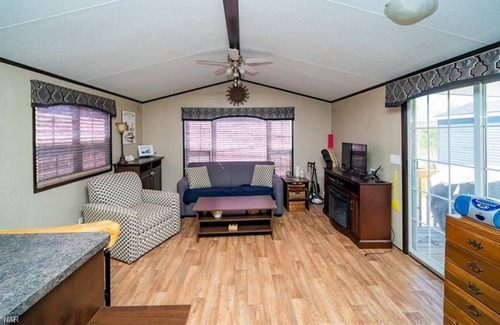 Niagara-on-the-Lake House | Private 2bdrm cottage in Vine Ridge Resort