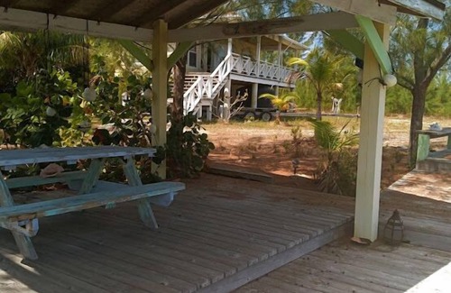 Port Royal House | Private 2BR guest house in Bimini. Includes golf cart, kayak, and stunning views