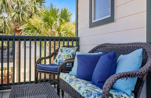 Summer Breeze House | Private 3BR/3BA house in West PCB. 5 minute walk to the beach!