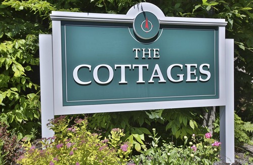 Harbor Springs House | Private 4 Bedroom-4 Bath Cottage Near Ski Resorts! Stay at True North Golf Club