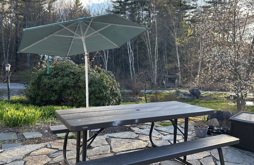 Mount Sunapee House | Private 5br-5ba - At the base of Mt. Sunapee - Closest to the mountain!