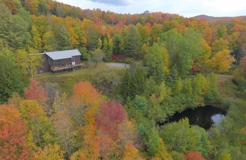 West Dover Ski Chalet | Private 6 bedroom Chalet 5min to Mt Snow