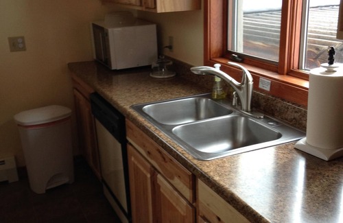 Glenwood Springs Cottage | Private Abode on Beautiful Acreage with EV charging available