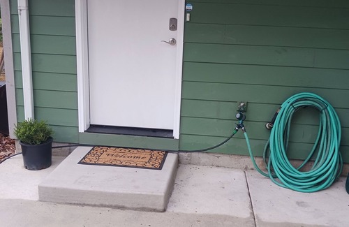 Oatfield Apartment | Private and Comfy Milwaukie Apartment