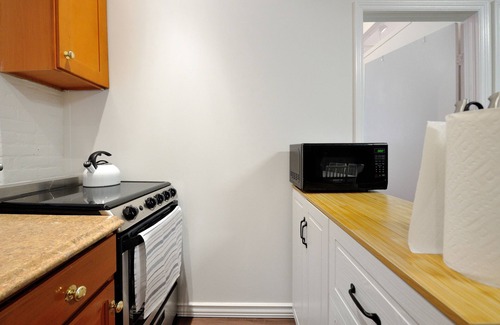 Kips Bay Apartment | Private and Cozy 3 Bedroom in the heart of Manhattan.