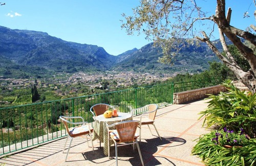 Biniaraix House | Private and peaceful cottage overlooking the mountains in Soller