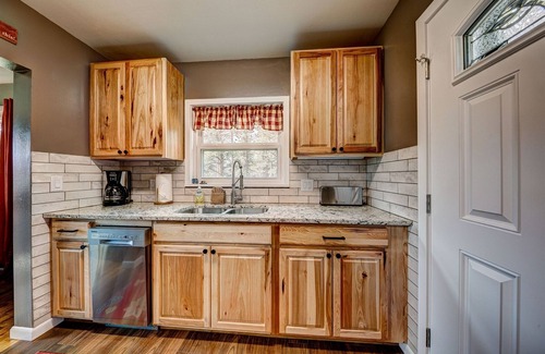 Estes Park House | Private and Secluded Perfect for a Romantic Getaway