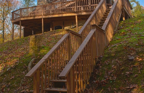 Sevierville Cabin | Private and Spacious 2200 sf, 3 king beds cabin, 1.2 acres with large game room