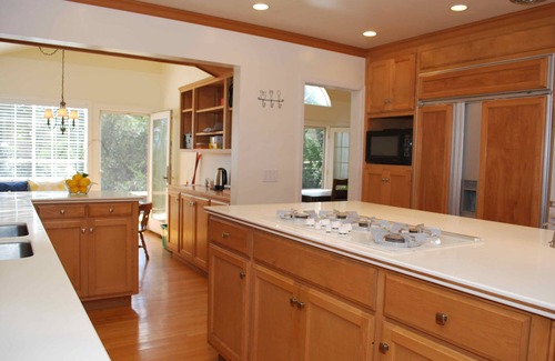 Napa House | Private and Spacious Napa Home with Pool and Vineyard Views on 1.3 Acres