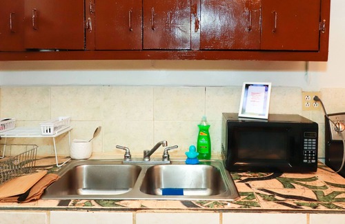 Jefferson Apartment | Private Apartment in quiet neighborhood