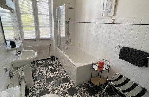 Excideuil Apartment | Private apartment with terrace and swimming pool