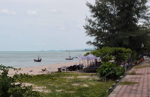 Cha-am Apartment | Private apartment with hotel service in a golfing and wellness hotel