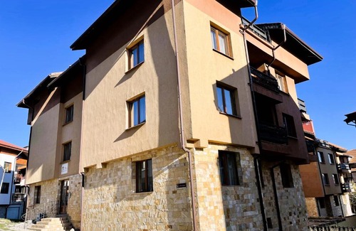 Kvartal Noviya Grad Apartment | Private Apartments next to Bellevue Residence