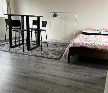 Nieuw-West Apartment | Private Apt Amsterdam