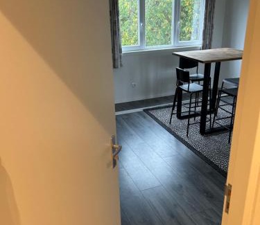 Nieuw-West Apartment | Private Apt Amsterdam
