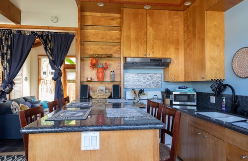 Fullerton Apartment | Private back house studio with loft, patios, and gardens. Disneyland close.