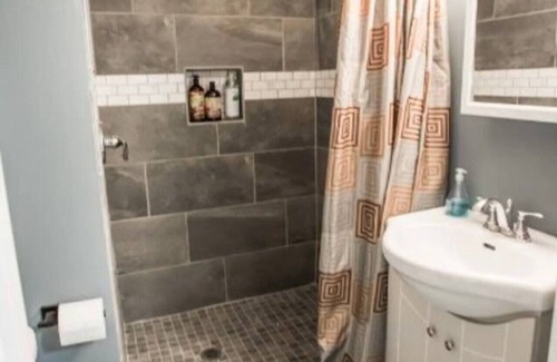 Westland Apartment | Private Basement Gem with Fast Wi-Fi in Westland!