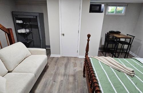 Cameron Village House | Private Basement with Private entrance and long stay facilities