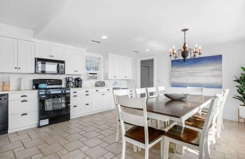 West Harwich House | Private beach. 4 bedrooms and 3 full baths. RPMS116