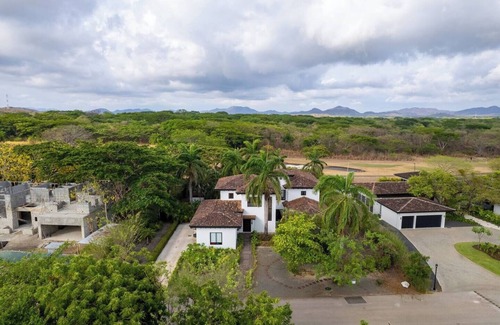 Tamarindo House | Private Beach Access- Golf Front with Beach club membership! Exclusive Location
