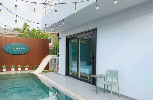 Bang Lamung Villa | Private beach access pool villa in Pattaya