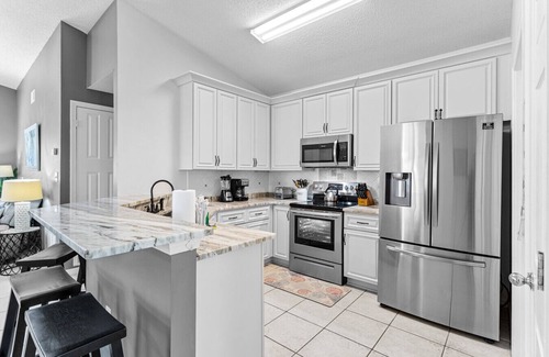Seaspray House | Private Beach, Bikes, Pool, Etc.